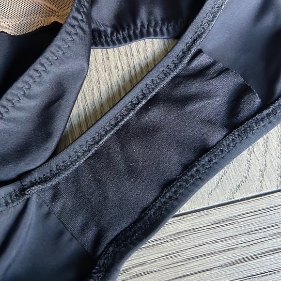 Norma Kamali Snake Mesh Mio One Piece in Black S 265$ NWT - Picture 7 of 9